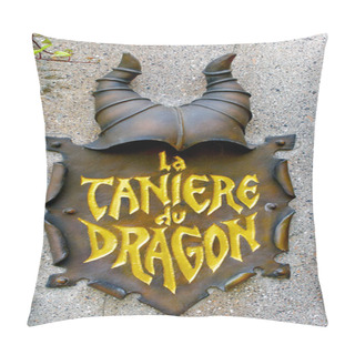 Personality  Cave Of Dragon Pillow Covers