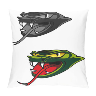 Personality  Green Head Of Danger Snake As A Warning Concept Pillow Covers