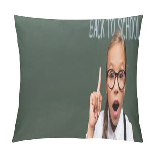 Personality  Horizontal Image Of Surprised Schoolgirl Showing Idea Gesture Near Chalkboard With Back To School Lettering Pillow Covers
