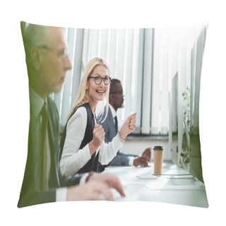 Personality  Selective Focus Of Happy Blonde Businesswoman Smiling And Gesturing Near Men In Office  Pillow Covers