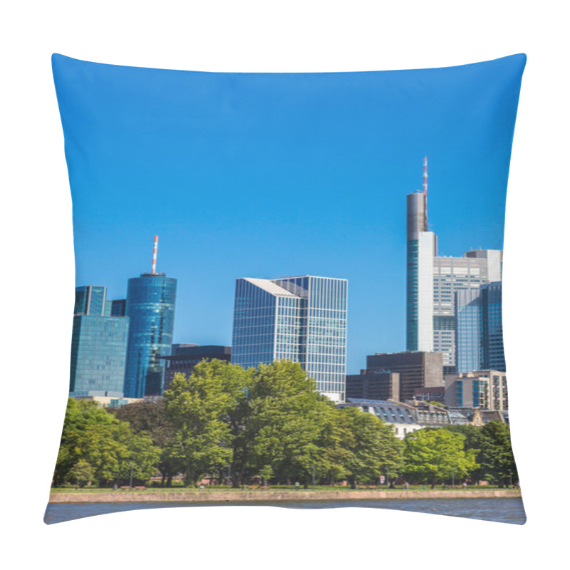 Personality  Financial district in Frankfurt pillow covers
