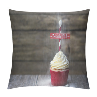 Personality  North Pole Cupcake Pillow Covers
