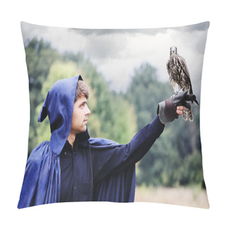 Personality  Man Holding A Falcon Pillow Covers
