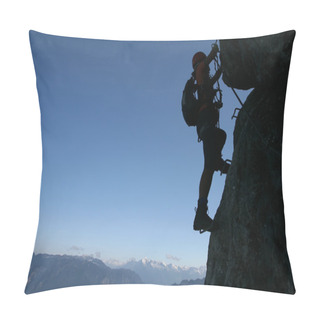 Personality  Extreme Sport - Silhouette Of A Climber Pillow Covers