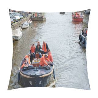 Personality  A Group In Orange Celebrates On A Boat. They Are Enjoying A Sunny Day On An Amsterdam Canal - The Netherlands, Amsterdam, 27.04.2023 Pillow Covers