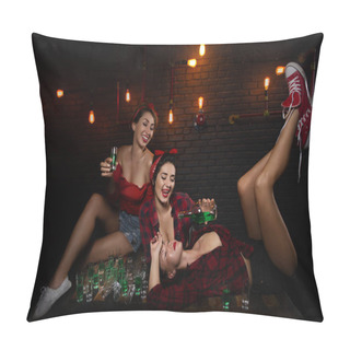 Personality  Pin-up Girls In Nightclub Pillow Covers