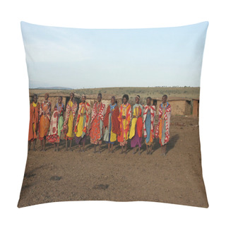 Personality  Maasai Women Dancing Pillow Covers