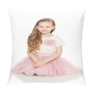 Personality  Beautiful Little Girl 5-6 Years. Pillow Covers