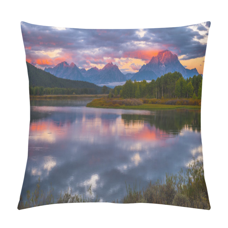 Personality  Beautiful Sunrise In The Mountains Pillow Covers