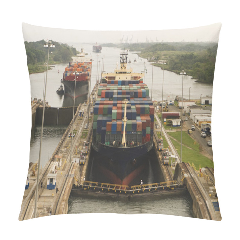 Personality  Ships Entering Panama Canal Pillow Covers