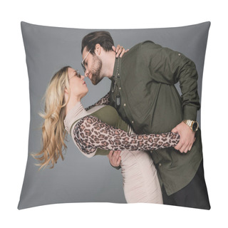 Personality  Bearded Man And Blonde Woman In Sunglasses Hugging Isolated On Grey Pillow Covers