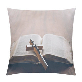 Personality  Christian Cross On Open Holy Bible Pillow Covers