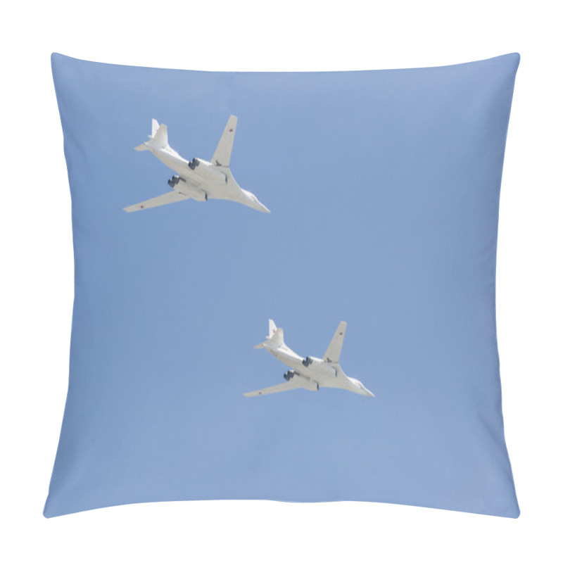 Personality  Supersonic Strategic Bombers Tu-160 (White Swan)  Pillow Covers