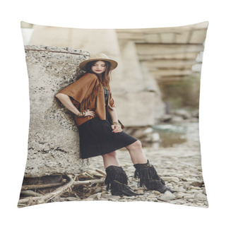 Personality  Girl In Hat And Fringe Poncho Pillow Covers