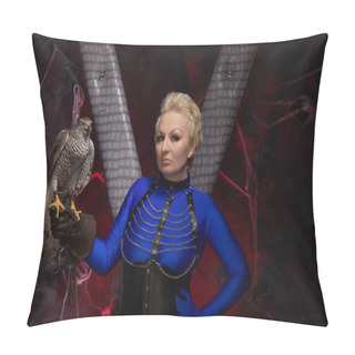 Personality  Beautiful Scary Woman With The Big Hawk Best Friend On The Background Of Dark Room Pillow Covers