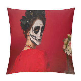 Personality  Portrait Of Young Woman In Spooky Catrina Makeup And Black Wreath Looking At Camera On Red Pillow Covers