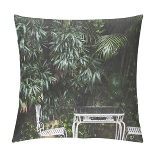 Personality  Backyard Garden With Table Pillow Covers