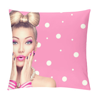 Personality  Beauty  Girl With Bow Hairstyle Pillow Covers