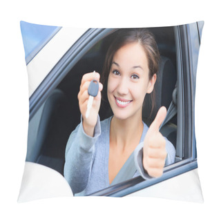 Personality  Happy Girl In A Car Showing A Key And Thumb Up Gesture Pillow Covers