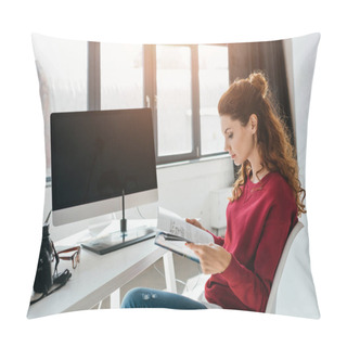 Personality  Designer Reading Magazine Pillow Covers