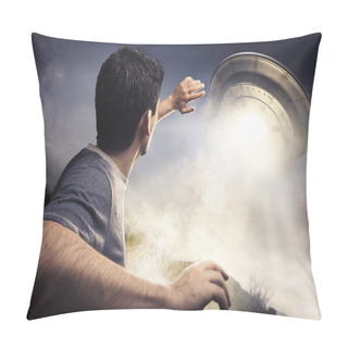 Personality  Man About To Be Abducted By Aliens Pillow Covers
