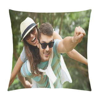 Personality  Young Couple Having Fun Outdoors Pillow Covers