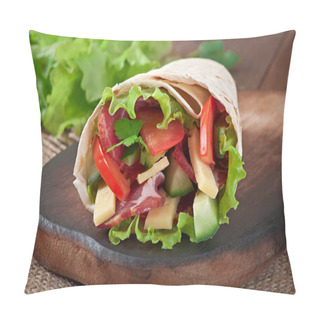 Personality  Fresh Tortilla Wraps With Meat And Vegetables Pillow Covers