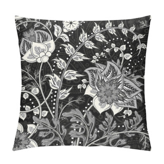 Personality  Hand-drawn Paisley. Flowers And Paisley Black White Mix. Seamless Vector Background Pillow Covers