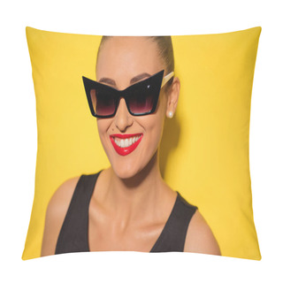 Personality  EleClose Up Studio Portrait Of Gorgeous Young Woman In Sunglasses Is Smiling Pillow Covers