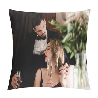 Personality  Selective Focus Of Elegant Couple Holding Champagne Glasses In Plane Pillow Covers