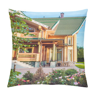 Personality  Details Of Wooden Country House Pillow Covers