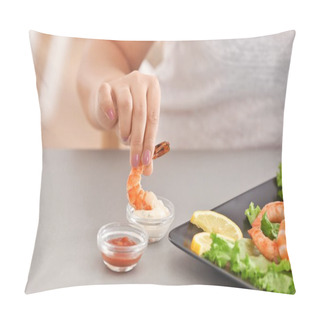 Personality  Young Woman Eating Shrimp At Table Pillow Covers