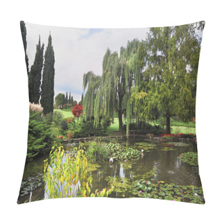 Personality  Ornamental Pond And Colorful Flowers Pillow Covers