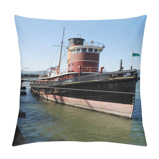 Personality  Steamboat In San Francisco Pillow Covers