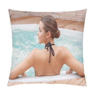 Personality  Woman Bathes In Swimming Pool Pillow Covers