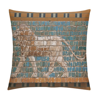 Personality  Ishtar Gate Lion Pillow Covers