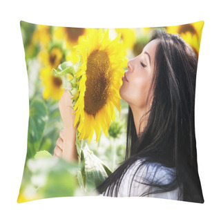 Personality  Young Woman In Sunflower Field Pillow Covers