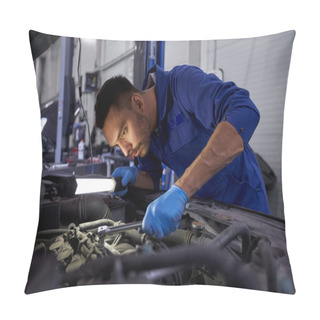 Personality  Mechanic Man With Lamp Repairing Car At Workshop Pillow Covers