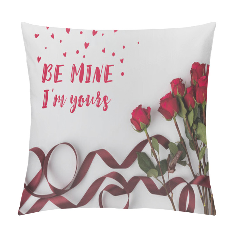 Personality  top view of beautiful red roses with ribbon isolated on white, st valentines day concept pillow covers