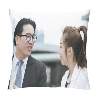 Personality  Diversity Business Partner Meeting Trust In Teamwork And Partnership Businessman, Businesswoman Talking Together In Modern City. Asian Coworker Team Meeting With Business People Working Together Team Pillow Covers