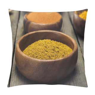 Personality  Wooden Bowls With Turmeric  Pillow Covers