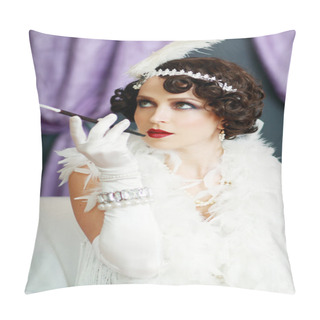 Personality  Young Flapper Lady Pillow Covers