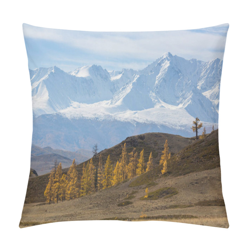 Personality  Landscape Of The Chuyskiy Ridge At Altai Mountains. Altai Republic, Russia. Pillow Covers