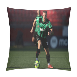 Personality  Davide Frattesi Of Sassuolo Calcio In Action  During Italian Soccer Serie A Match AC Monza Vs US Sassuolo At The U-Power Stadium In Monza, Italy, January 22, 2023 - Credit: Francesco Scaccianoc Pillow Covers