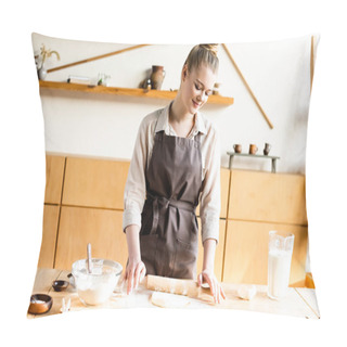 Personality  Happy Woman Rolling Out Dough With Rolling Pin In Kitchen  Pillow Covers