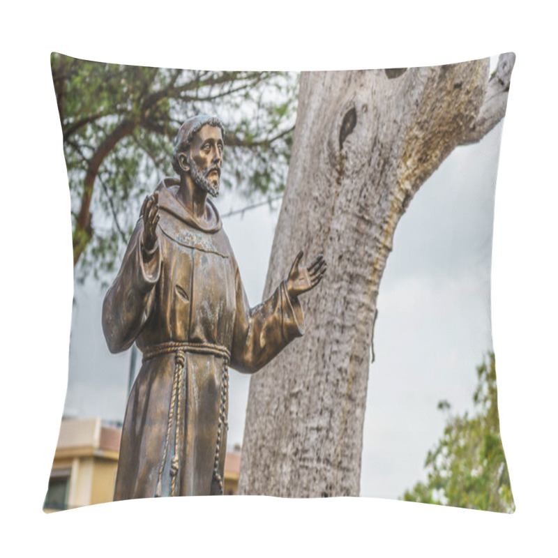 Personality  Statue Of St Francis Of Assisi Outside. Franciscan Complex Of Santa Maria Del Pozzo Church In Somma Vesuviana, Naples Pillow Covers