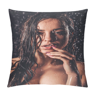 Personality  Woman In Shower Pillow Covers