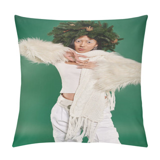 Personality  Festive Season, Brunette Asian Woman With White Makeup And Trendy Outfit Posing In Wreath On Green Pillow Covers