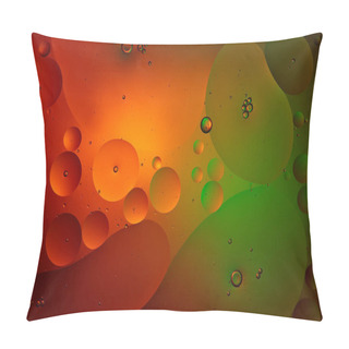 Personality  Abstract Green And Red Color Background From Mixed Water And Oil Bubbles  Pillow Covers