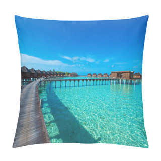 Personality  Water Bungalows At Maldives Pillow Covers